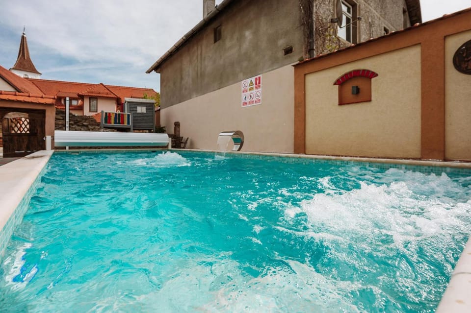 Carolina House Bed and Breakfast in Romania