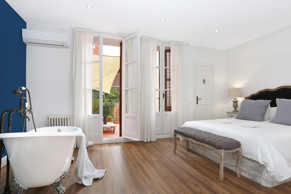 Bedroom, Garden view