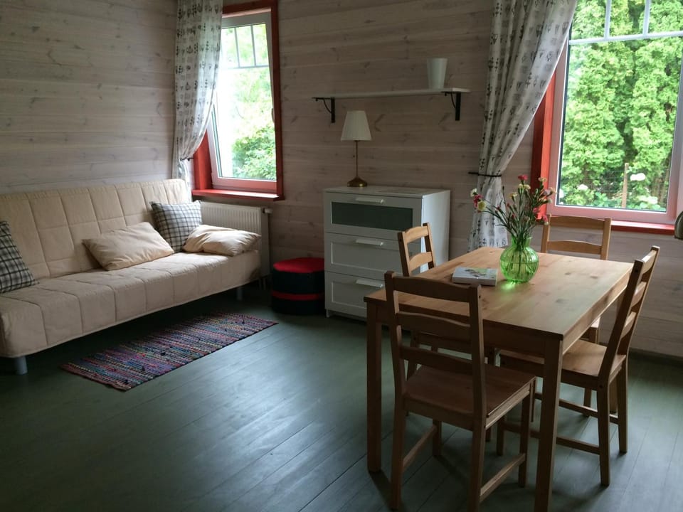 Living room, Seating area, Dining area