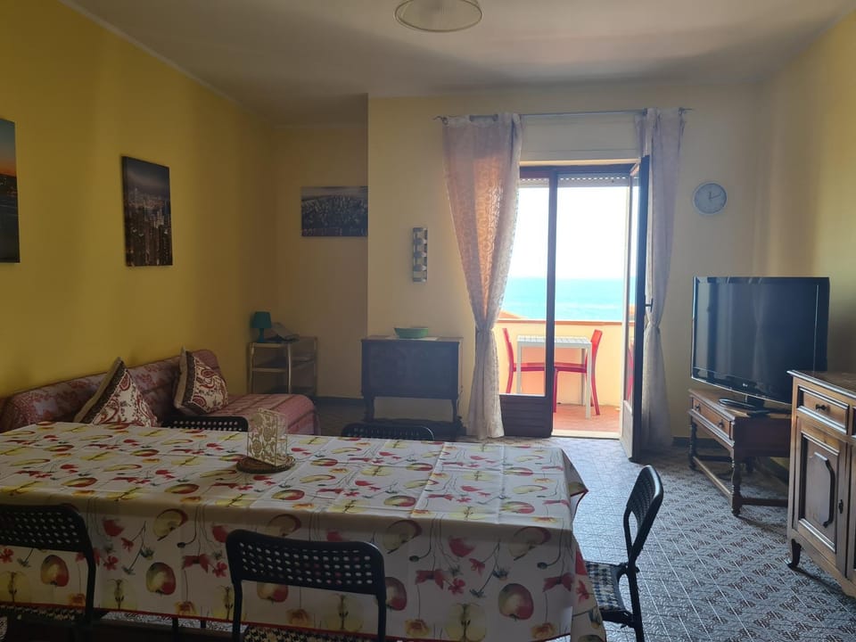 LunaMarina Apartment in Province of Massa and Carrara