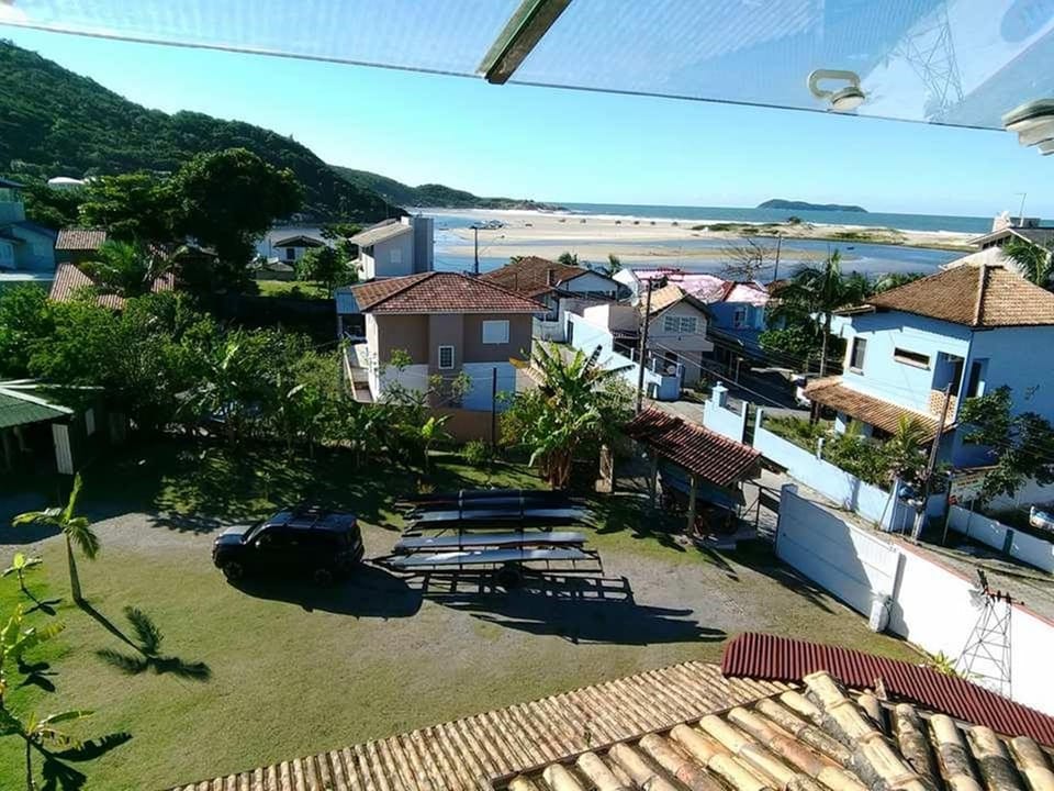Garden view, Landmark view, Mountain view, River view, Sea view
