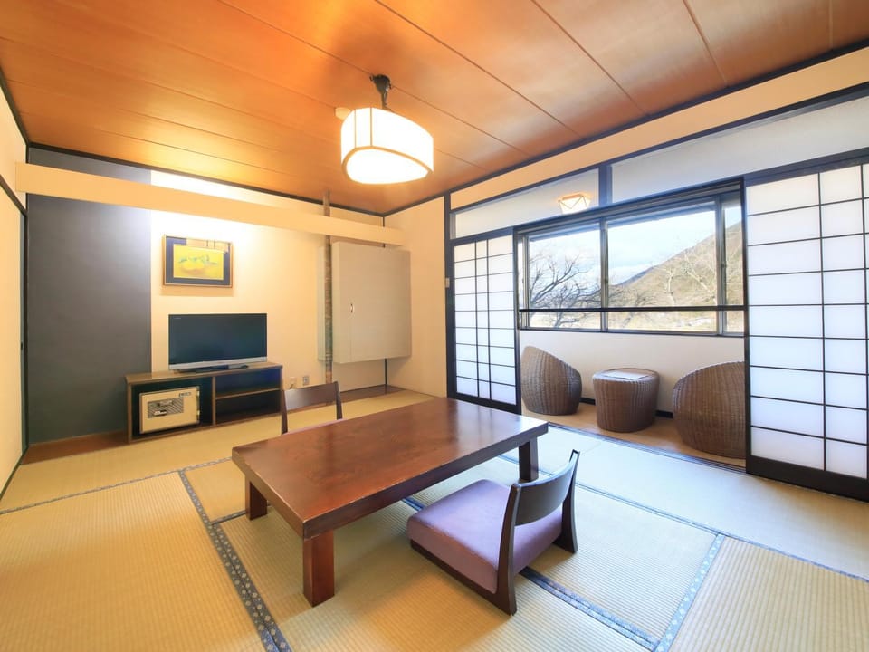 TV and multimedia, Photo of the whole room