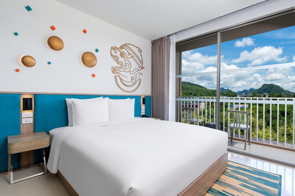 View (from property/room), Balcony/Terrace, Photo of the whole room, Bedroom
