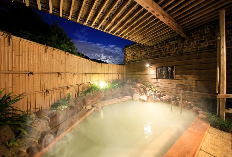 Hot Spring Bath, Open Air Bath, Public Bath