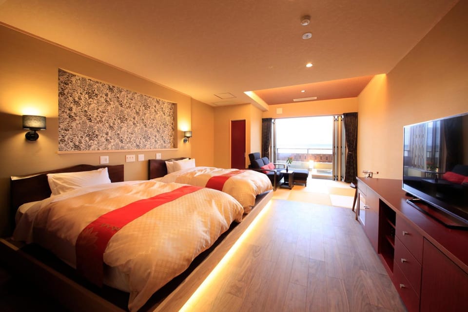 Living room, Photo of the whole room, Bedroom