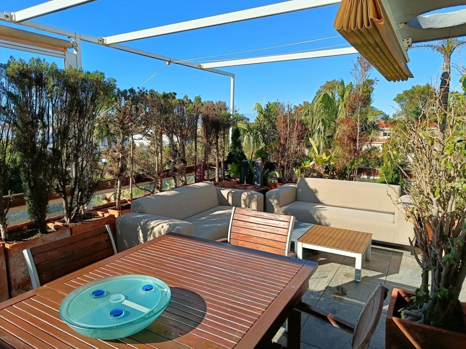 Balcony/Terrace, Seating area, Garden view, Lake view, Sea view