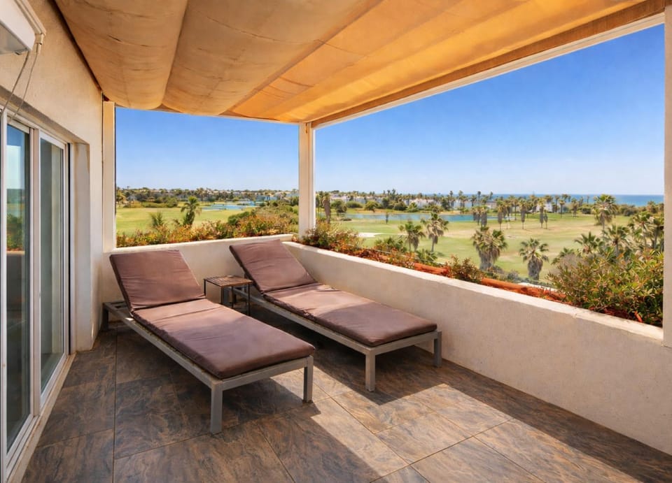 Golfcourse, View (from property/room), Balcony/Terrace, Sea view, sunbed