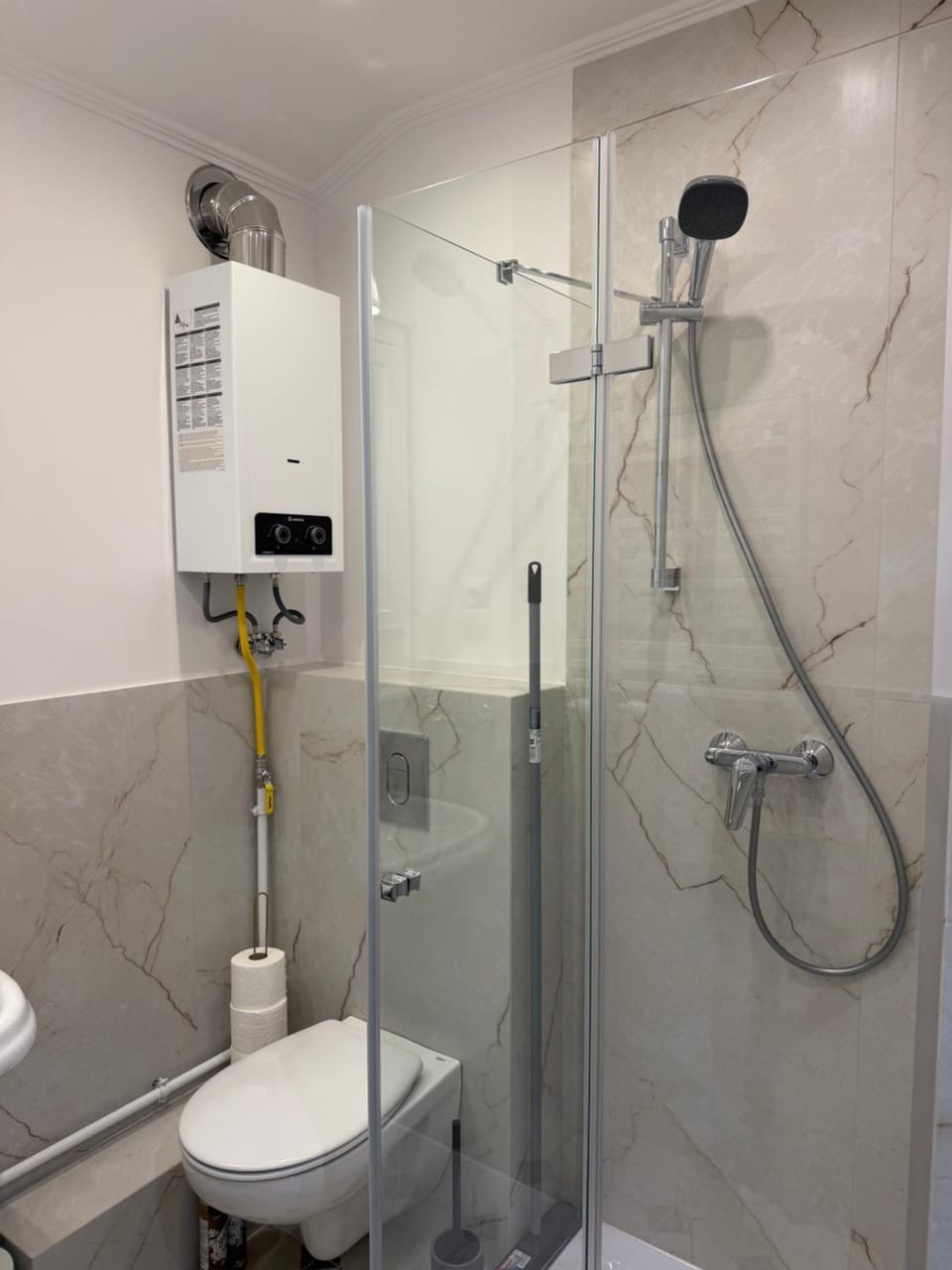 Shower, Toilet, Bathroom