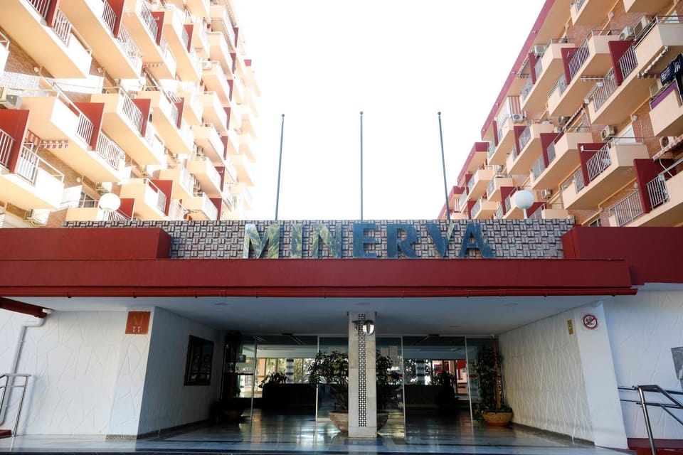 Property building, Facade/entrance