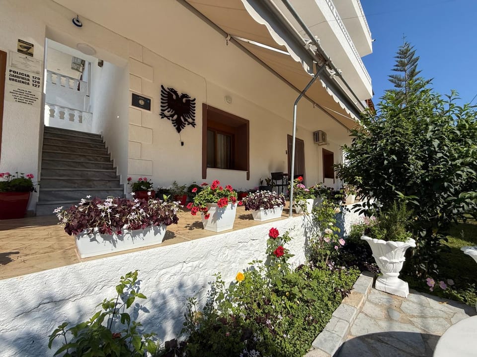 Vila Renato Ksamil Apartment in Ksamil