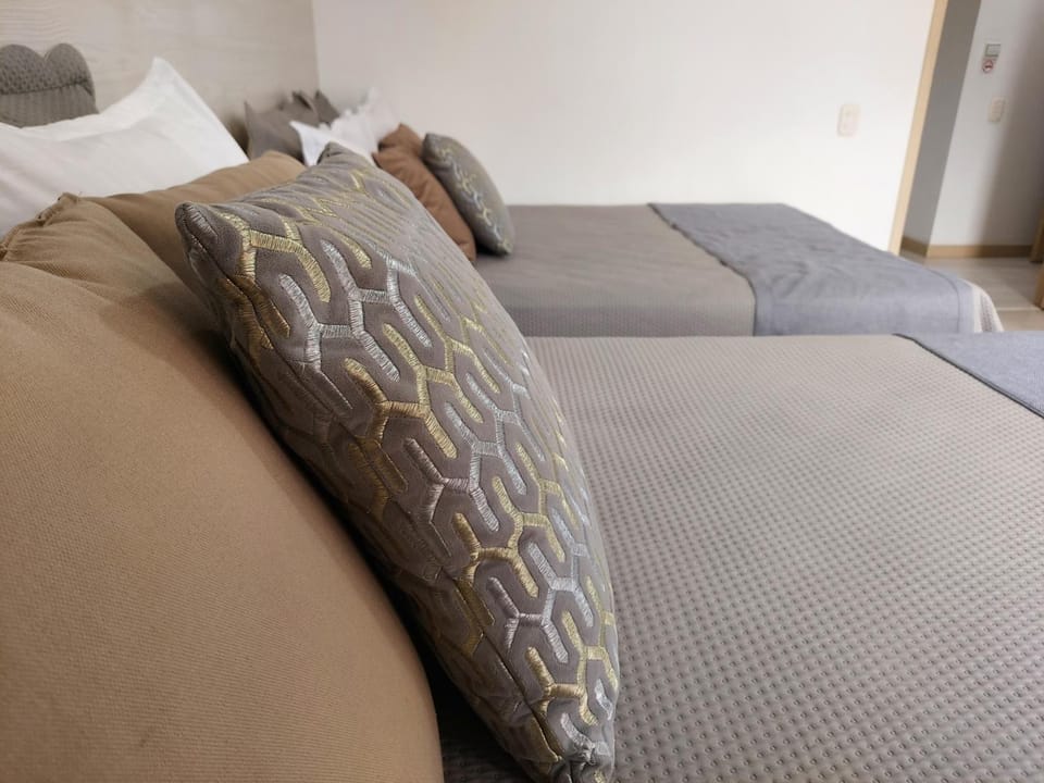 San Peter Family Suites Apartment in Medellin