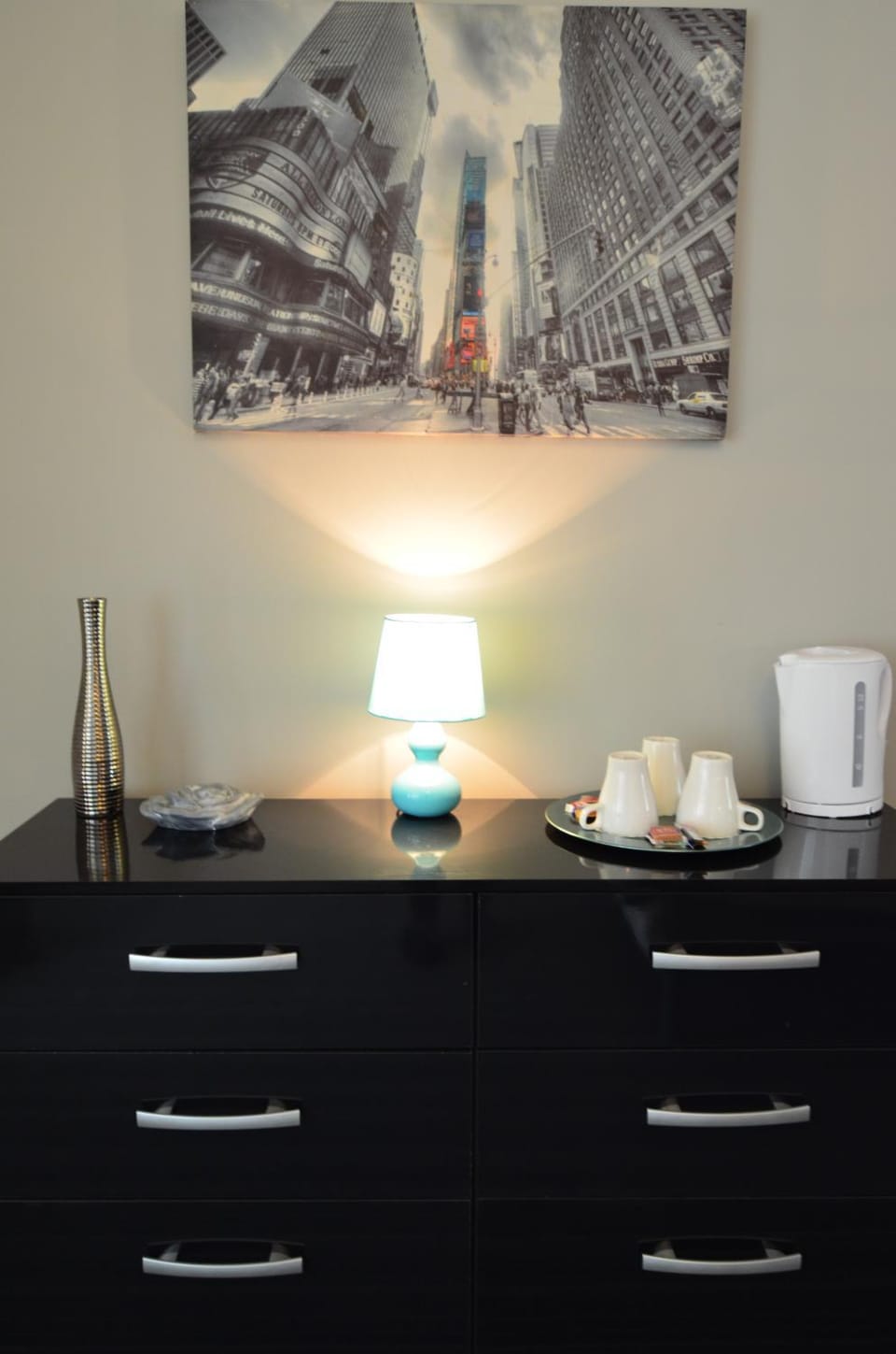 Coffee/tea facilities, Decorative detail