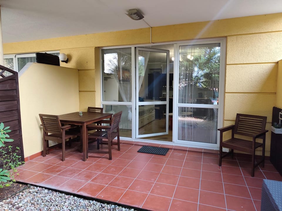 Garden, Balcony/Terrace