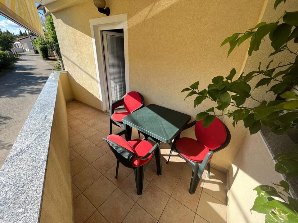 Apartments Jovic Apartment in Zadar County