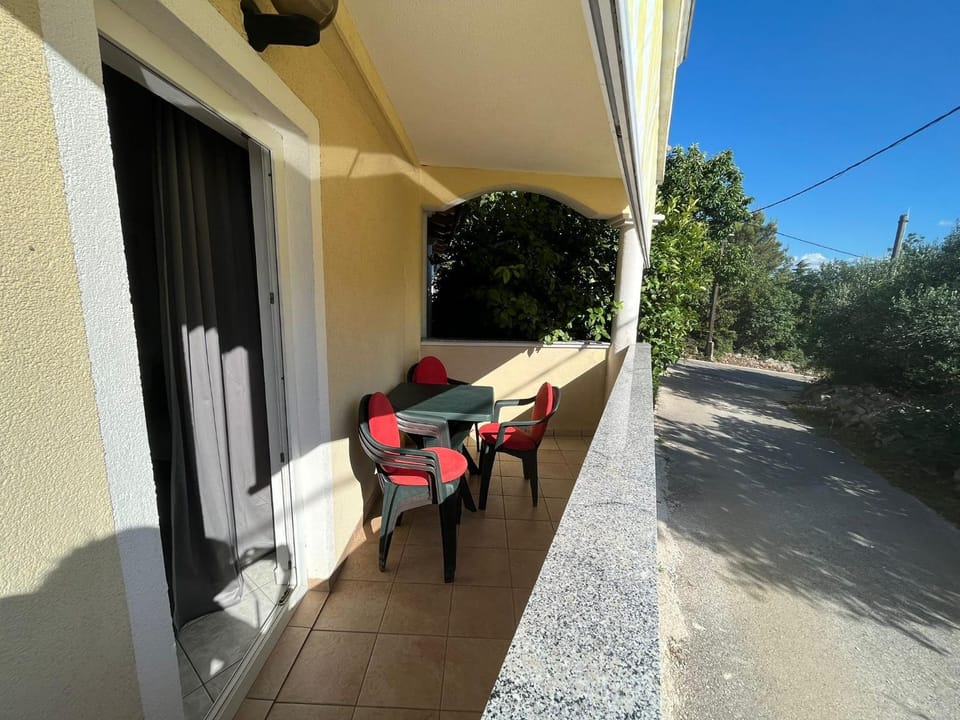 Apartments Jovic Apartment in Zadar County