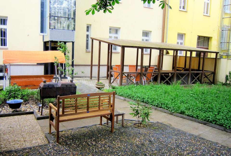 Garden, Garden