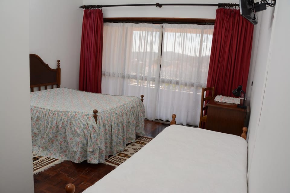 Residencial o Bras Bed and Breakfast in Santarém District, Portugal