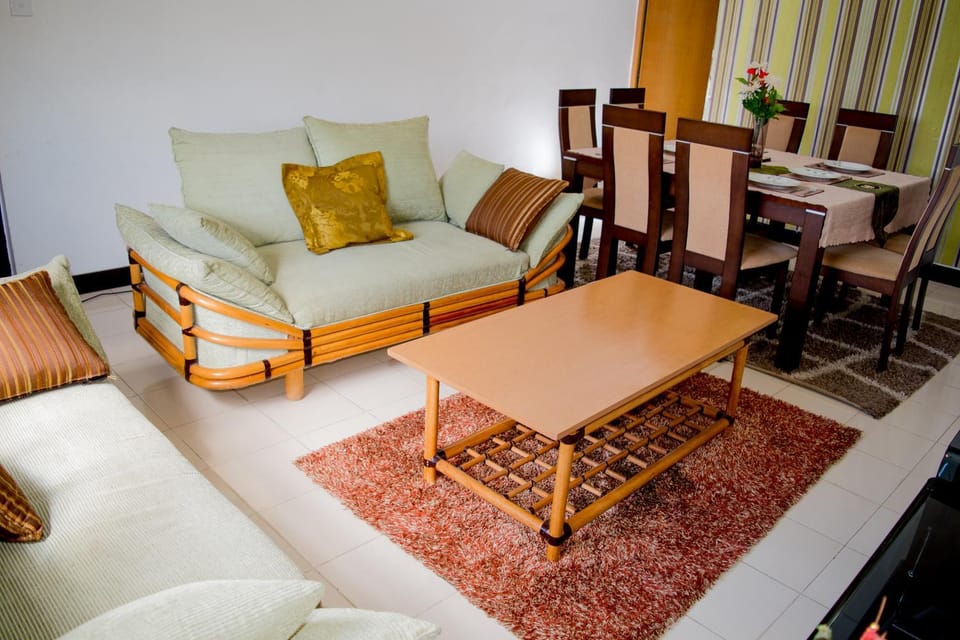 Living room, Photo of the whole room