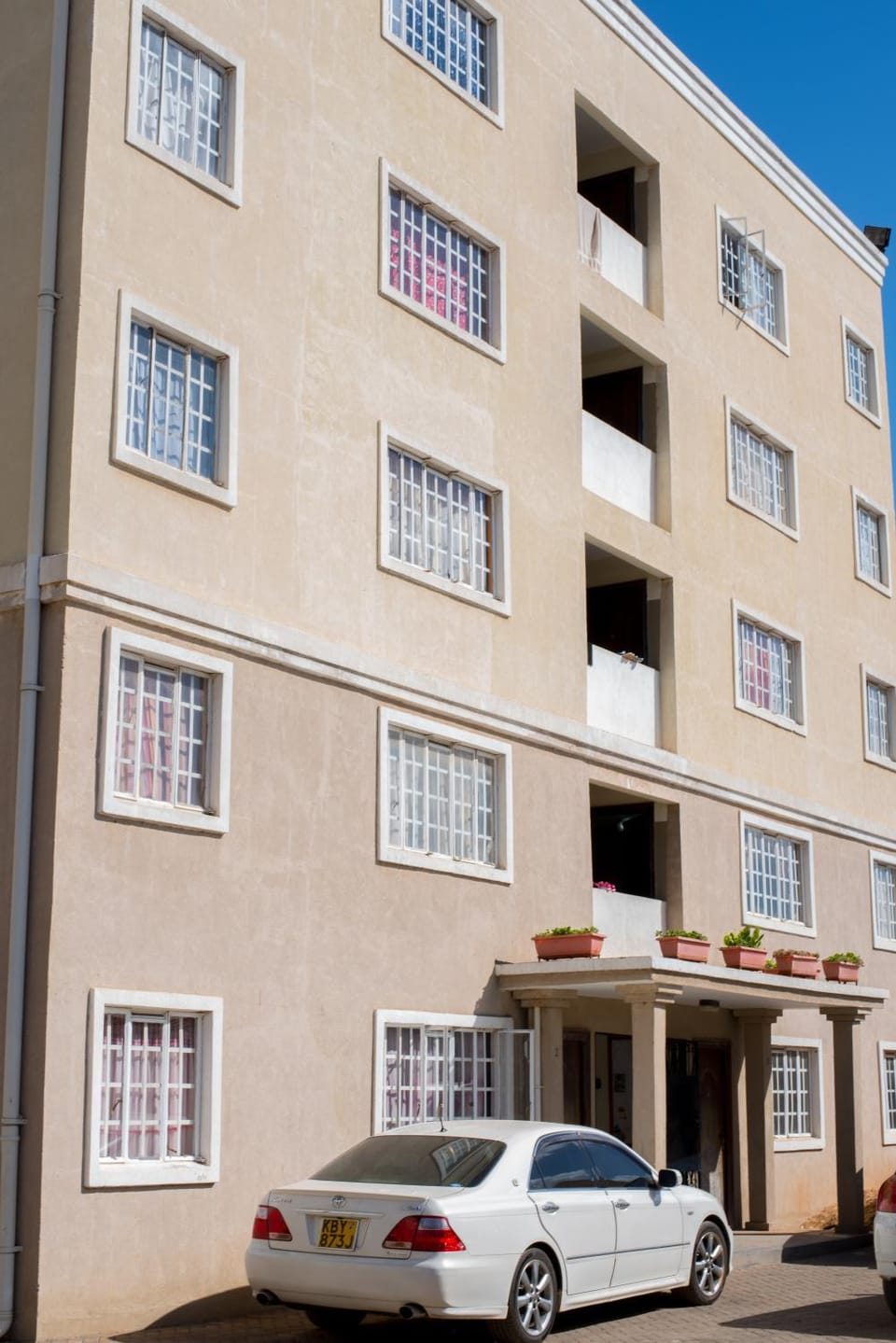 Facade/entrance