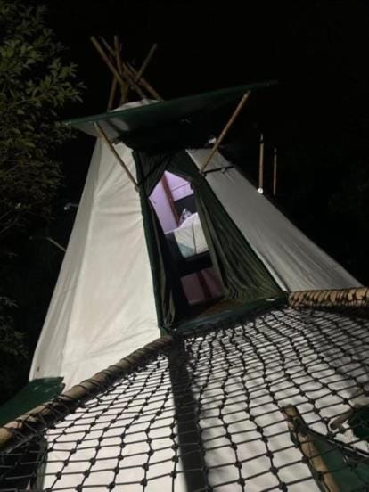 Glamping El Establo Campground/ 
RV Resort in San Francisco