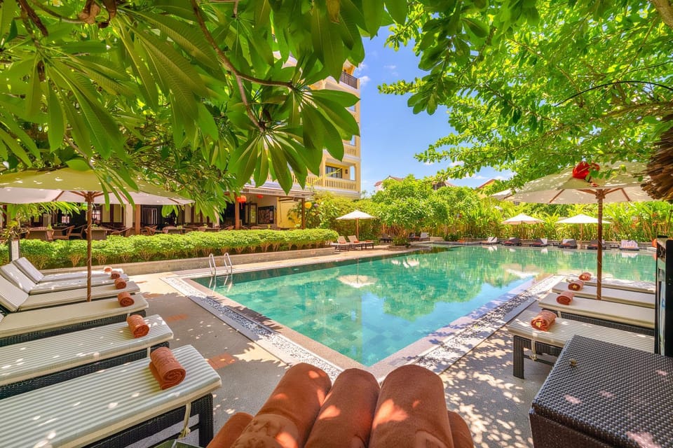 Property building, Swimming pool
