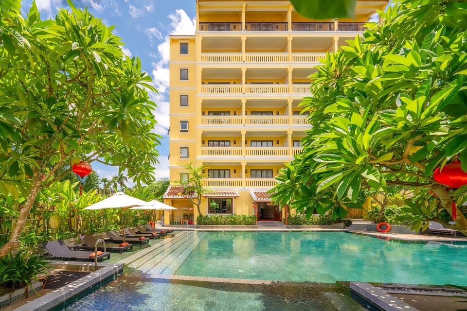 Property building, Swimming pool