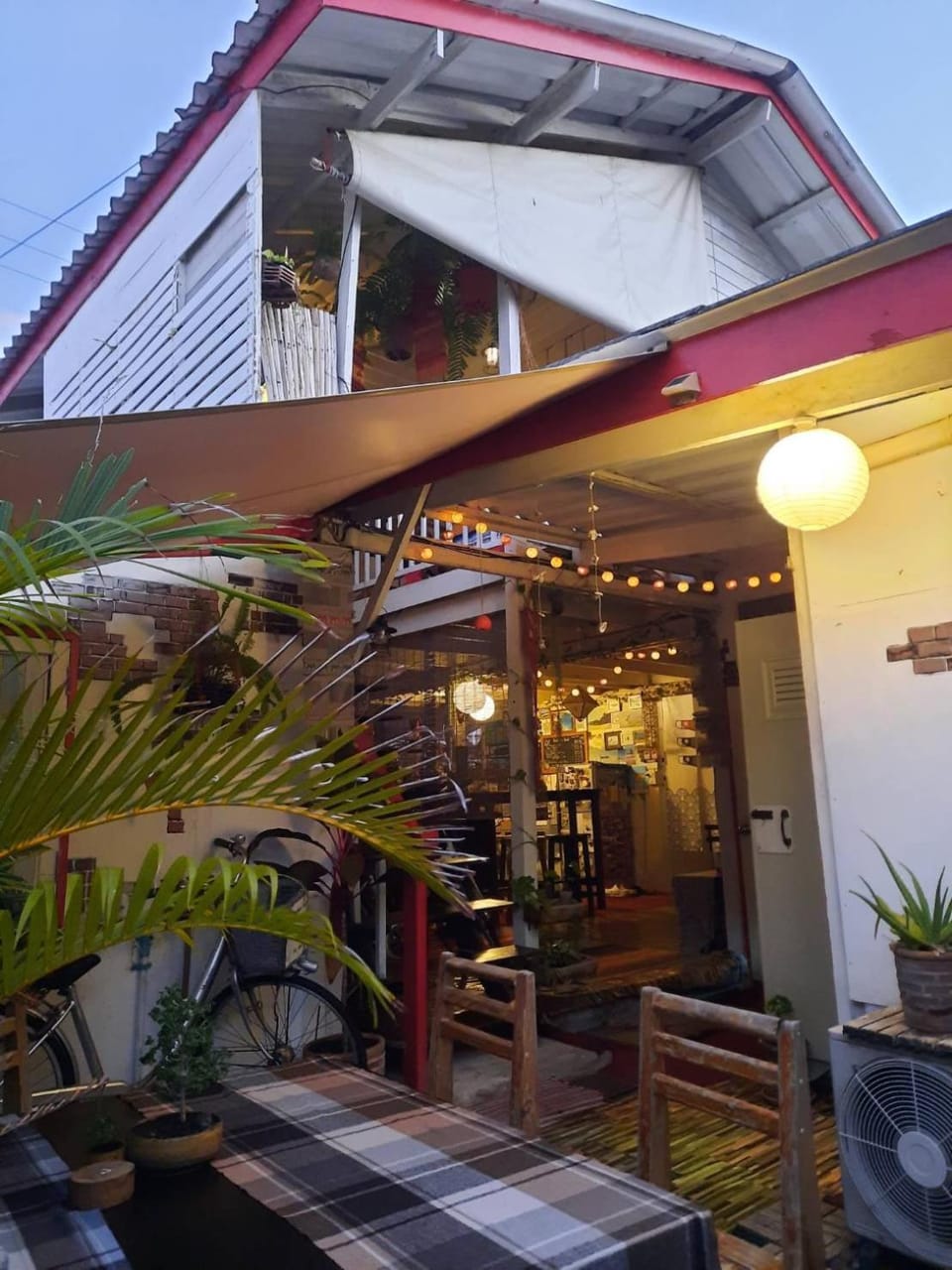 ThaiMex Cafe & Homestay Backpackers- Adults Only Vacation rental in Prachuap Khiri Khan, Thailand