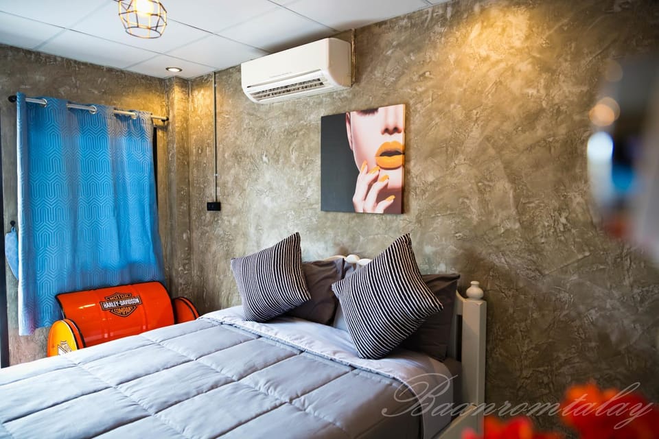 Shower, Natural landscape, Bathroom, TV and multimedia, Balcony/Terrace, Other, Photo of the whole room, Decorative detail, Seating area, Bedroom, On site, Area and facilities