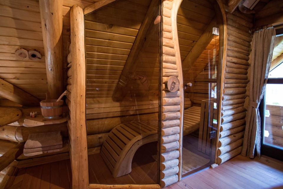 Property building, Sauna, Spa and wellness centre/facilities