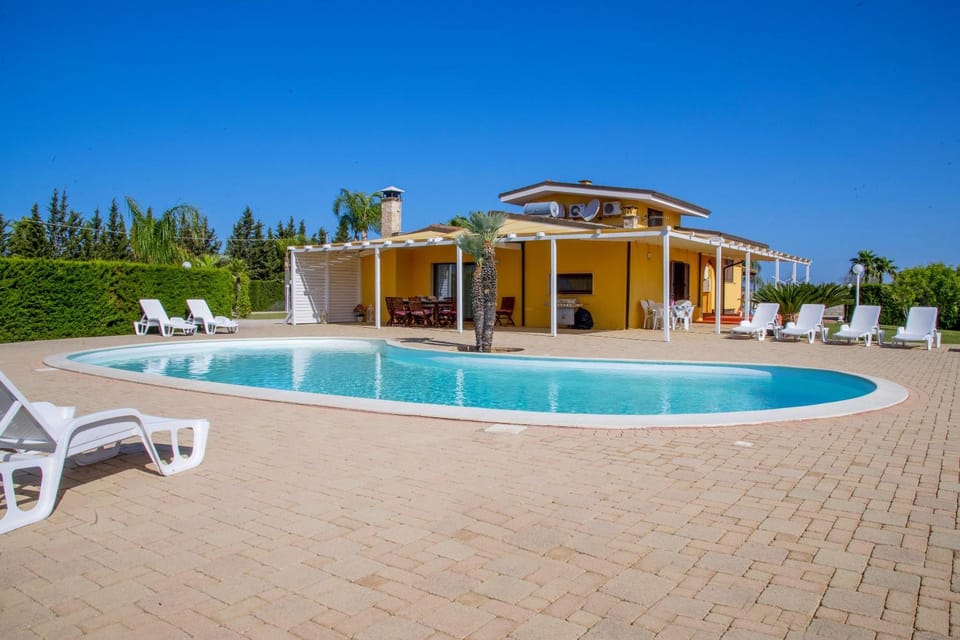 meadow luxury villa Villa in Apulia