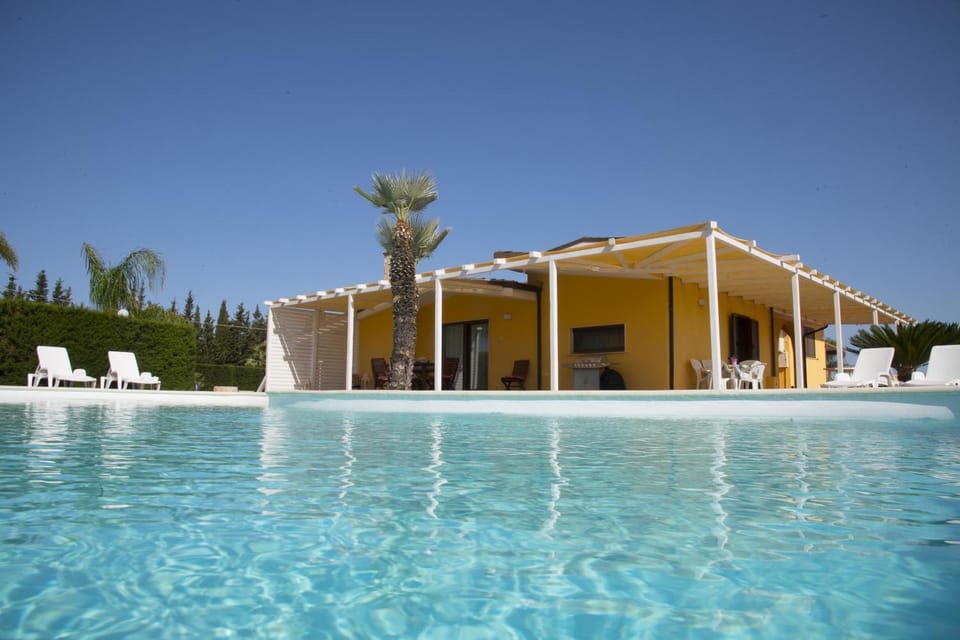 meadow luxury villa Villa in Apulia