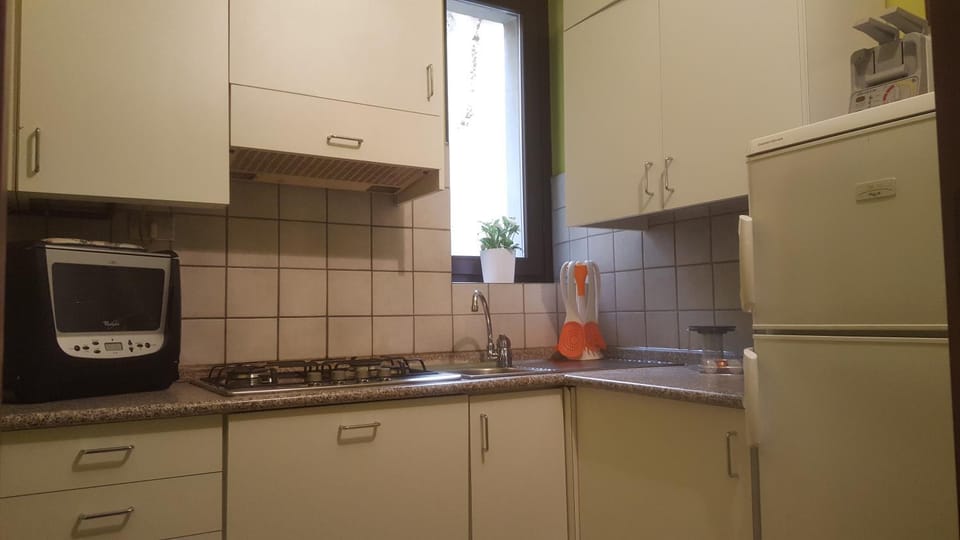Coffee/tea facilities, Kitchen or kitchenette