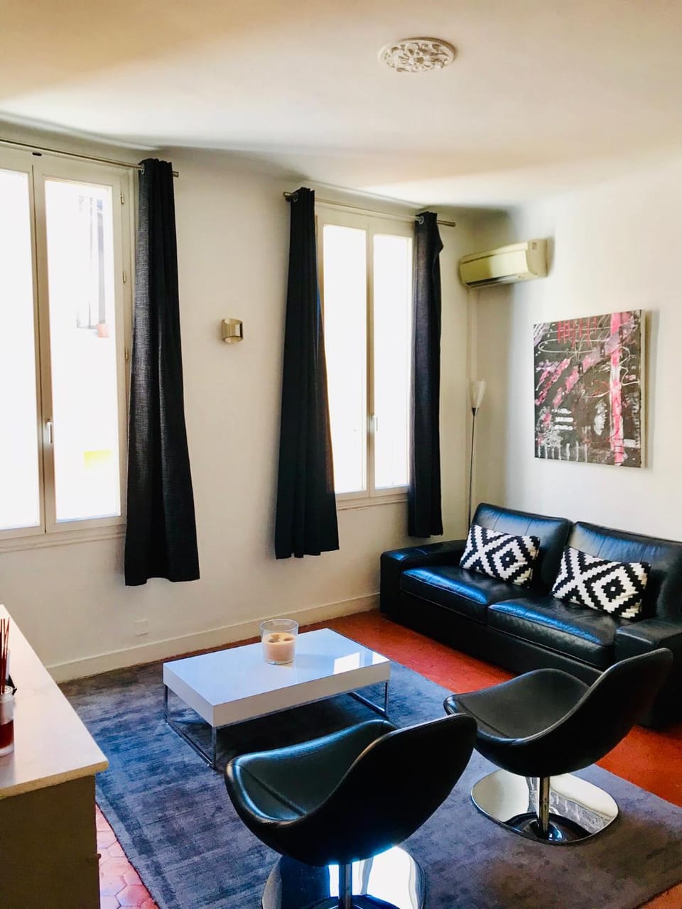 Living room, Seating area