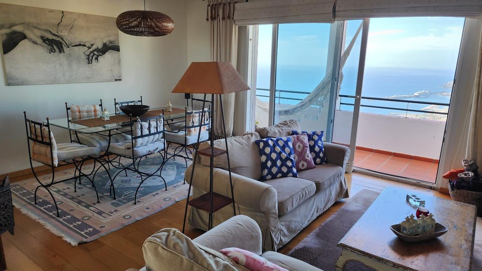 Living room, Dining area, Sea view