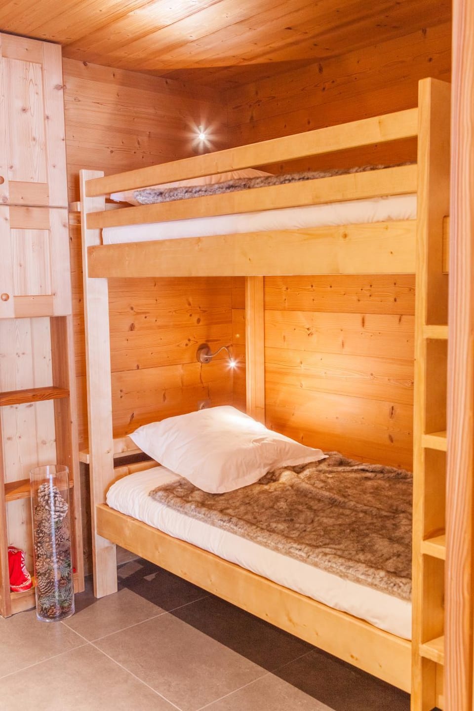bunk bed