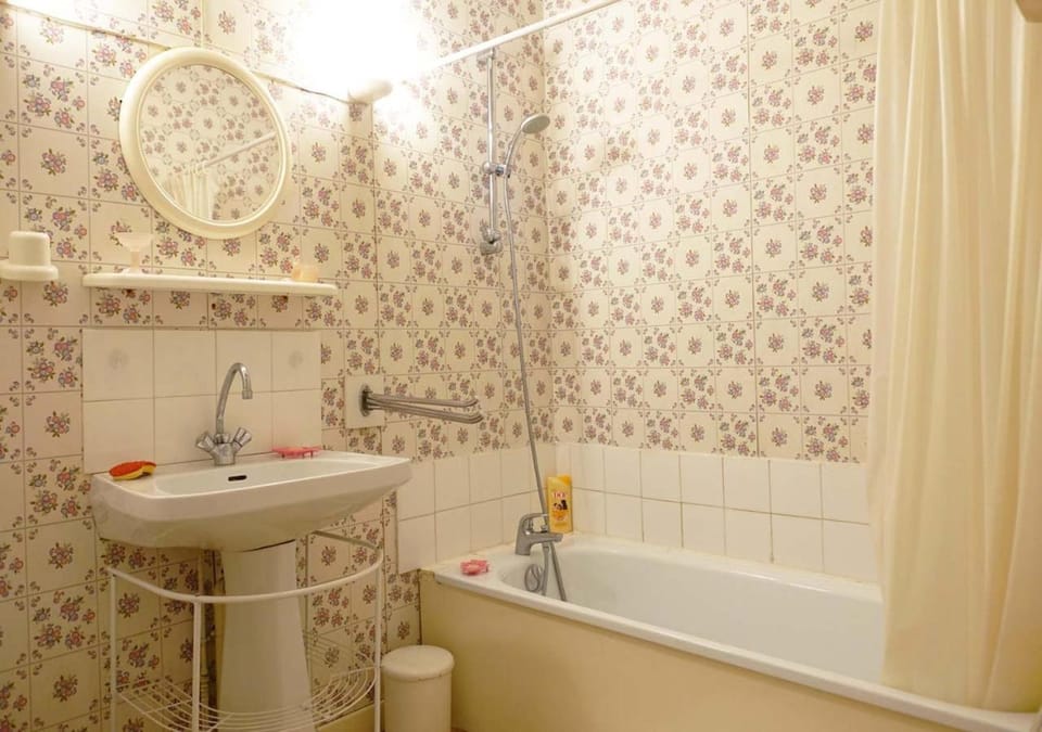 Shower, Bathroom, Bath