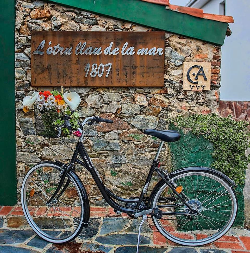 Property logo or sign