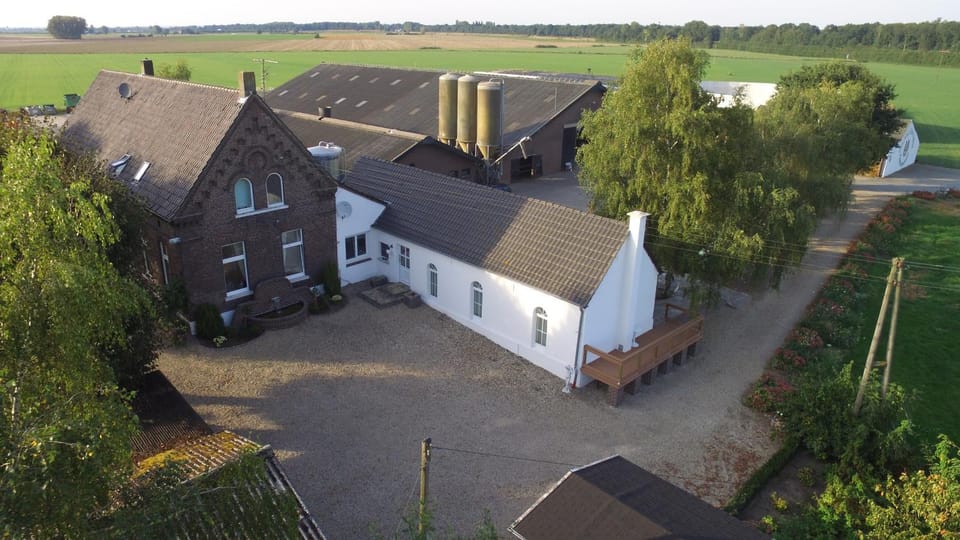 Property building, Bird's eye view