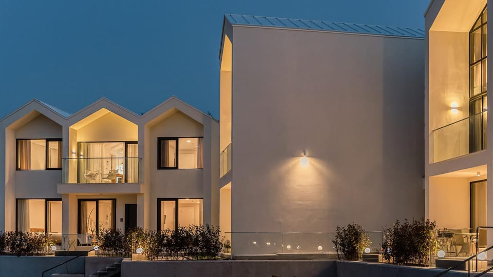 Property building, Night