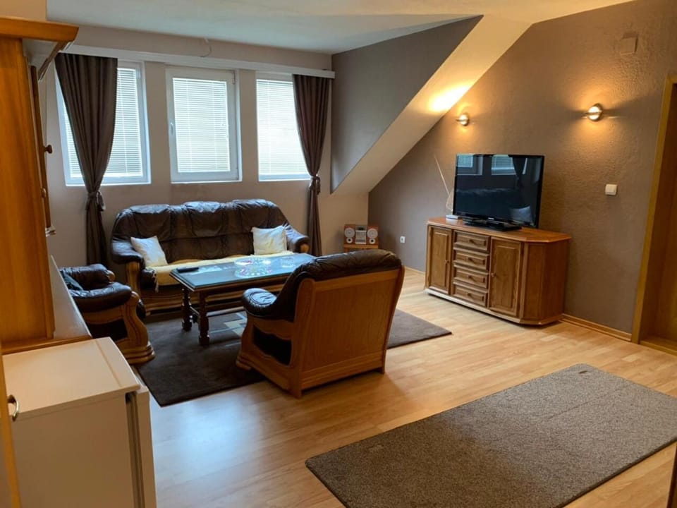 Apartmani Alo Alo (kod Mikija) Apartment in Montenegro