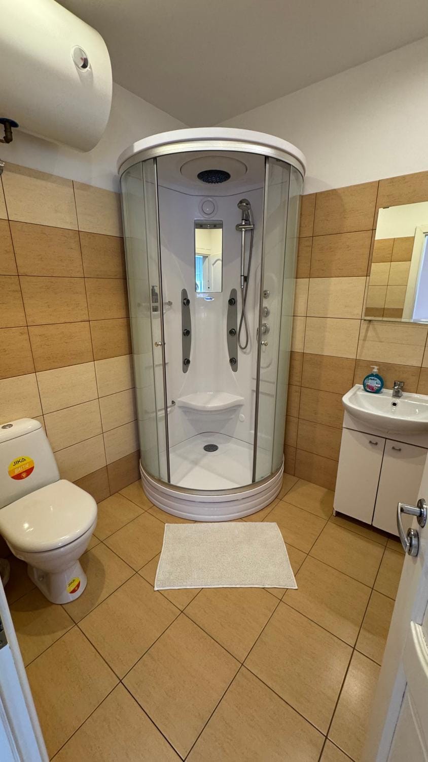 Shower, Toilet, Bathroom