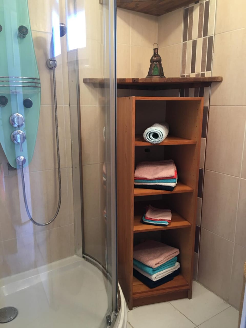 Shower, Bathroom, towels