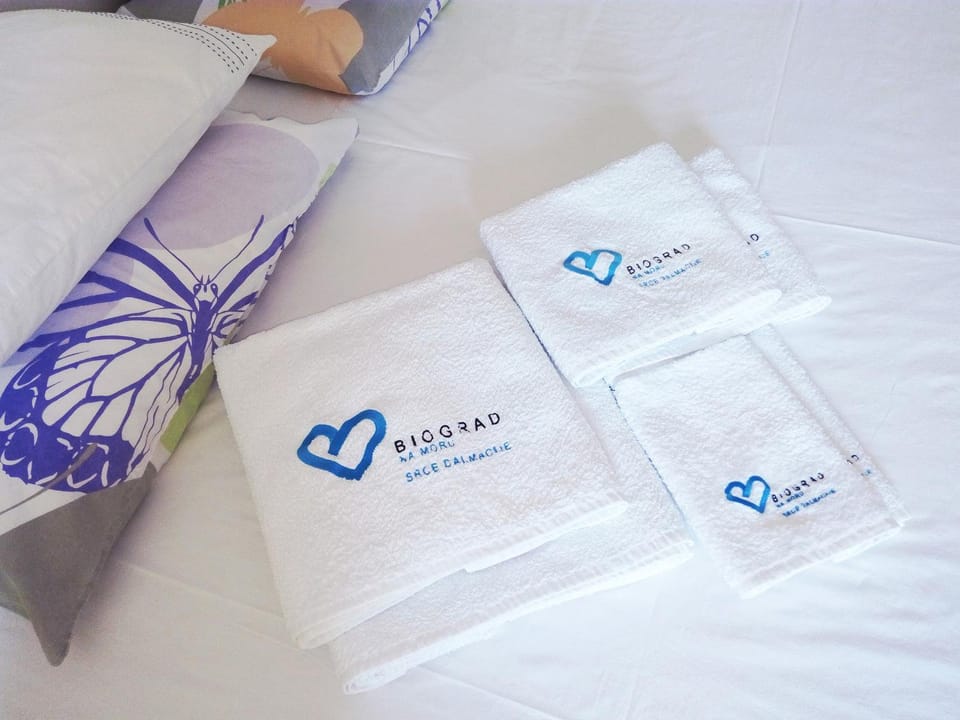 Other, towels