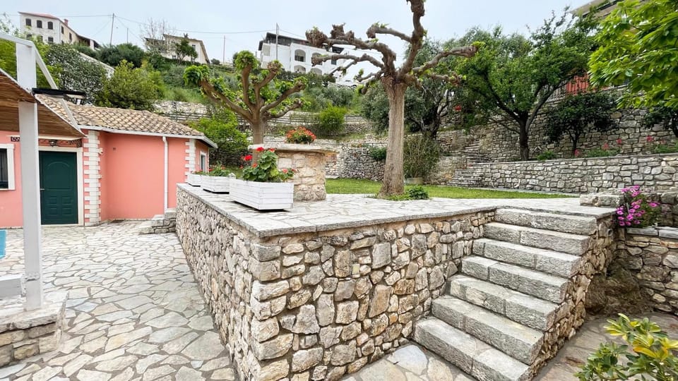 Inner courtyard view