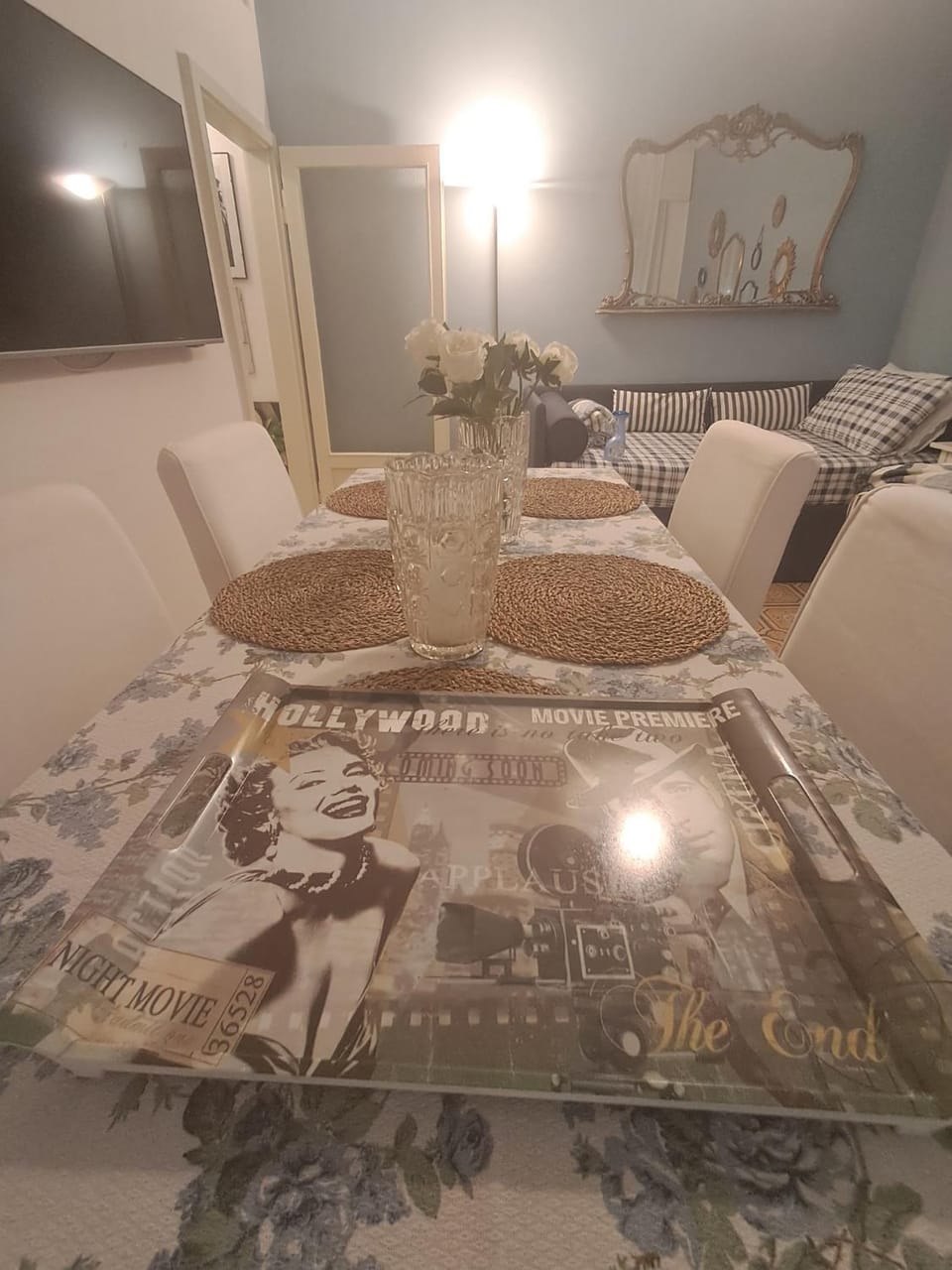 Living room, Seating area, Bedroom