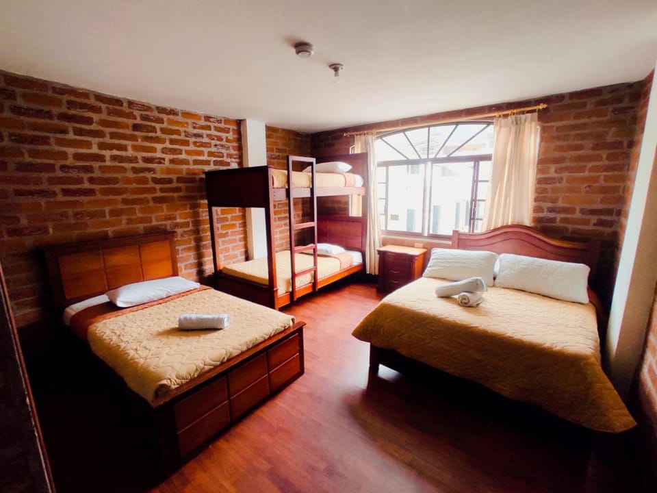 Hostal Viajero's Bed and Breakfast in Banos