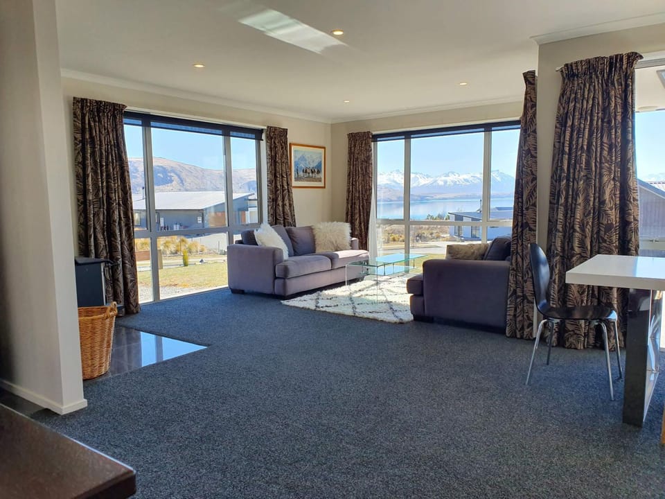 Southholm House in Lake Tekapo