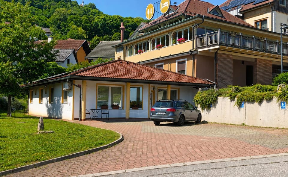 Property building, Parking