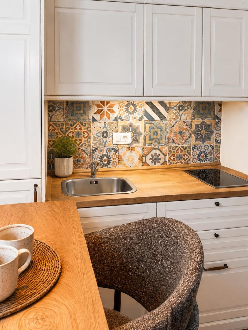 Kitchen or kitchenette
