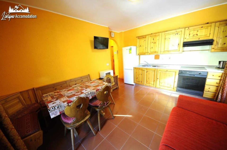Casa Florin Giumel by Livigno Accomodation Apartment in Canton of Grisons